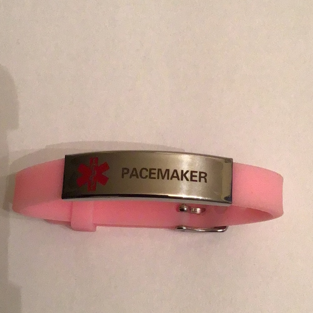 NWOT MEDICAL ID PACEMAKER BRACELET
